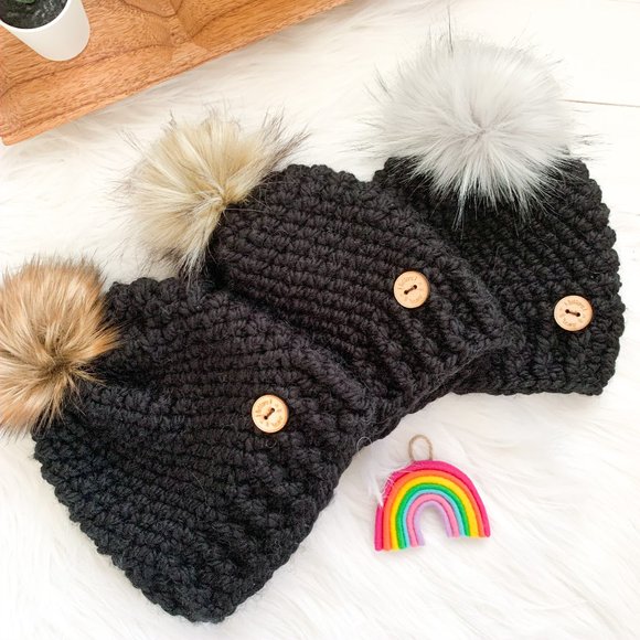 Black toddler crochet hat, winter toque, - Picture 4 of 4